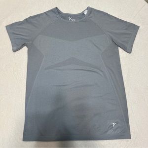 Old Navy Active Fitted Go Dry Athletic Short Sleeve Shirt D14